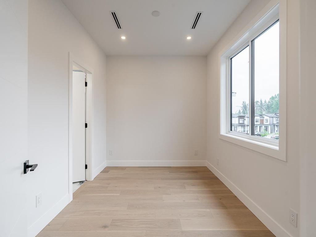 Listing Image for R3067837