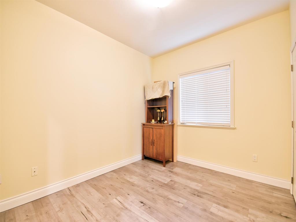 Listing Image for R3067954