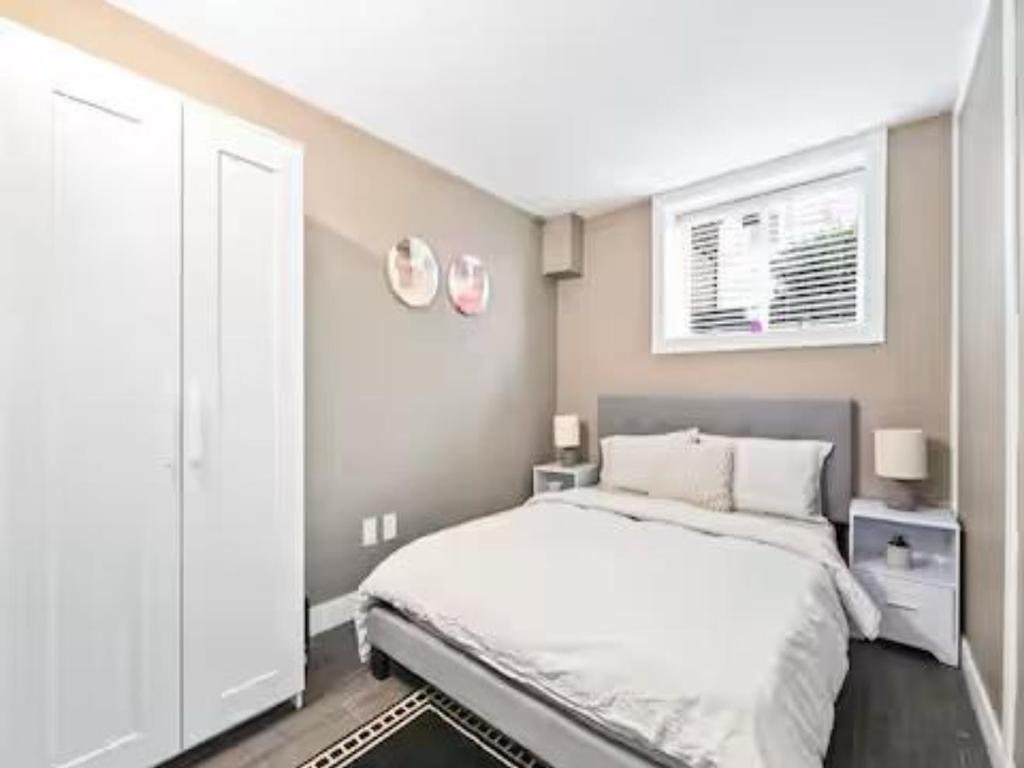 Listing Image for R3067963