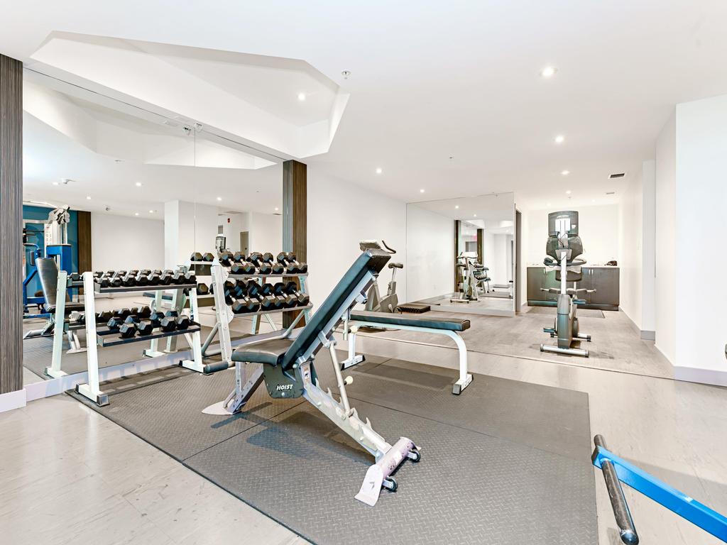 Listing Image for R3068036