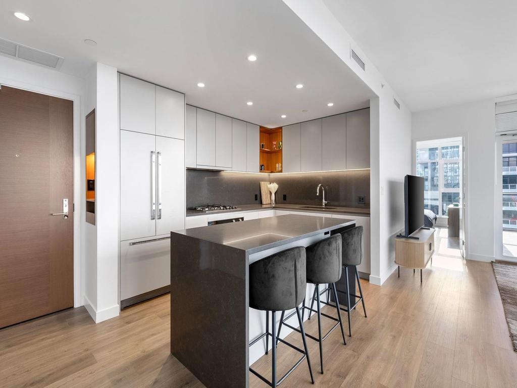 Listing Image for R3068079