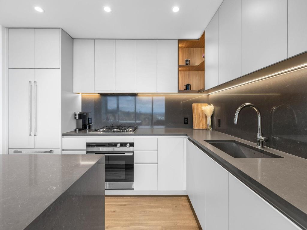 Listing Image for R3068079