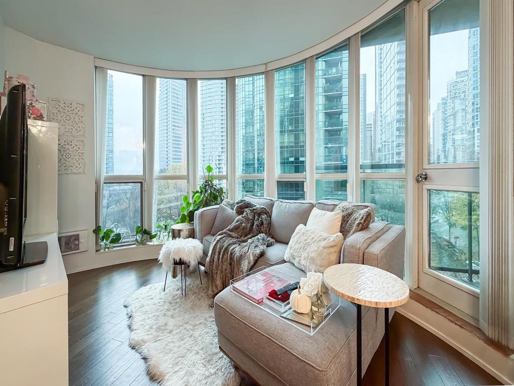 Listing Image for R3068295