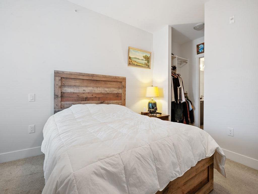 Listing Image for R3068316