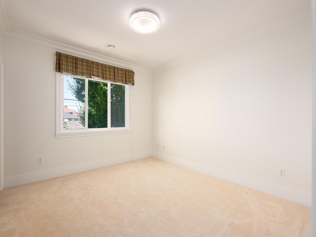 Listing Image for R3068318