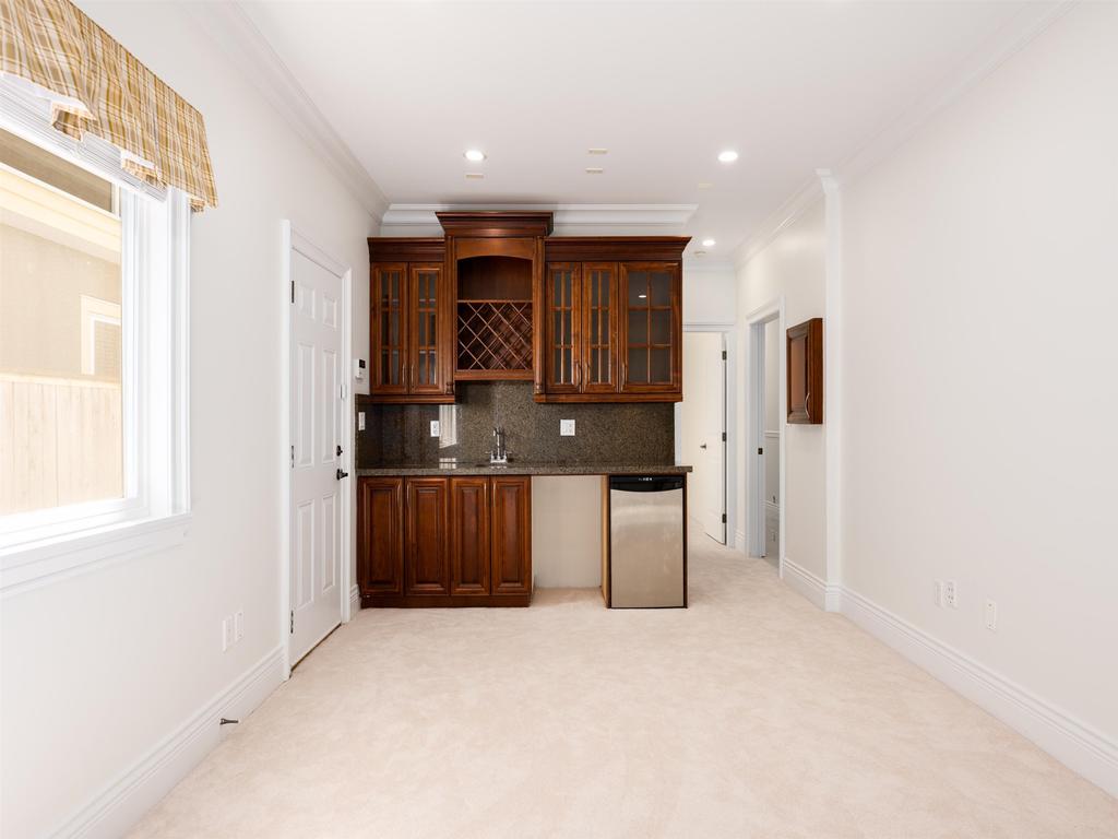 Listing Image for R3068318