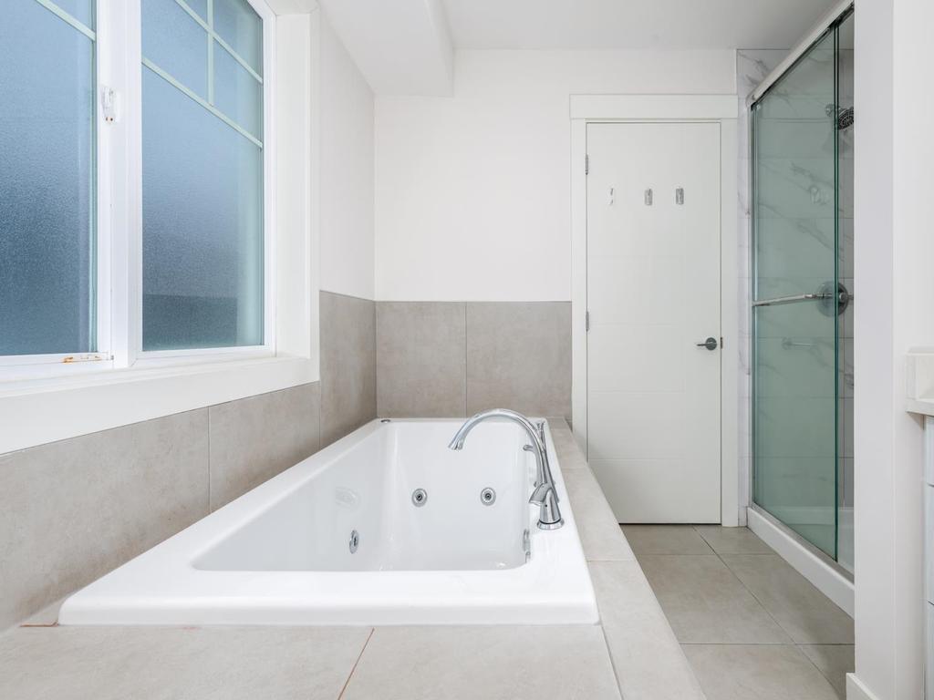 Listing Image for R3068385