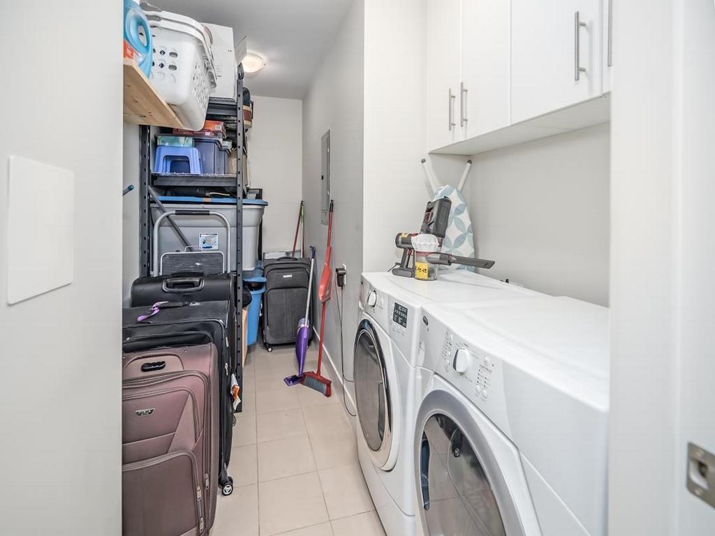 Listing Image for R3068412