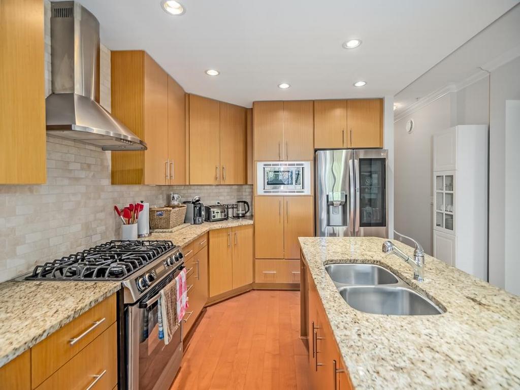 Listing Image for R3068412