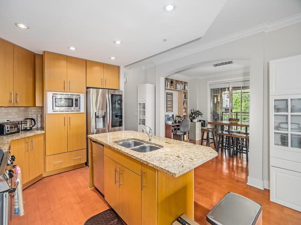 Listing Image for R3068412