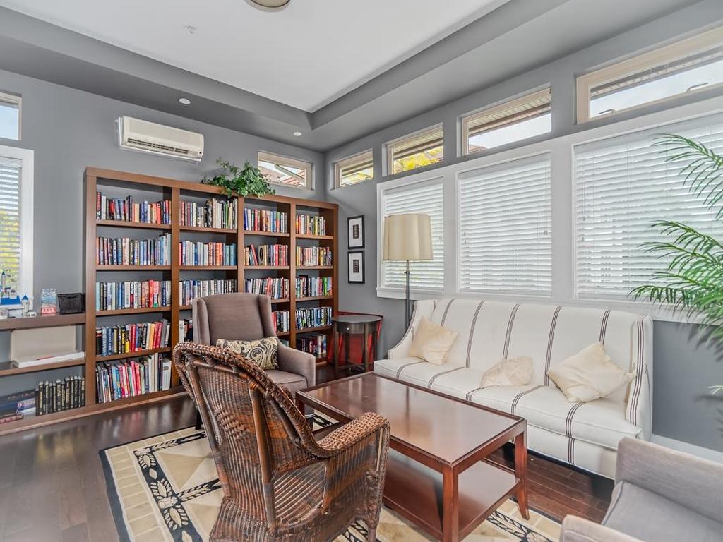 Listing Image for R3068412