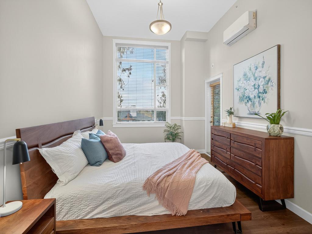 Listing Image for R3068458