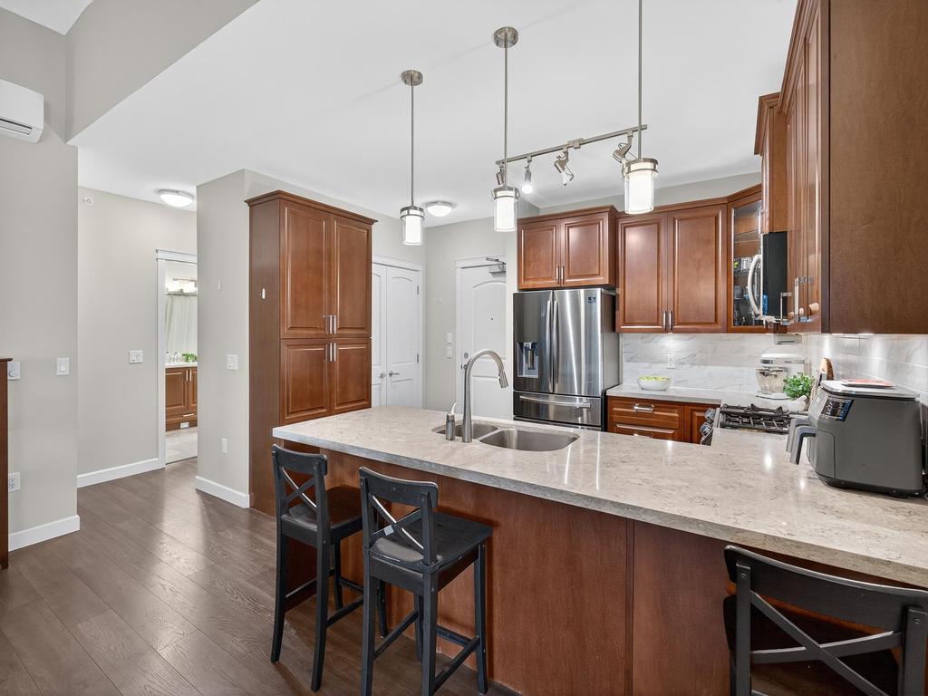 Listing Image for R3068458