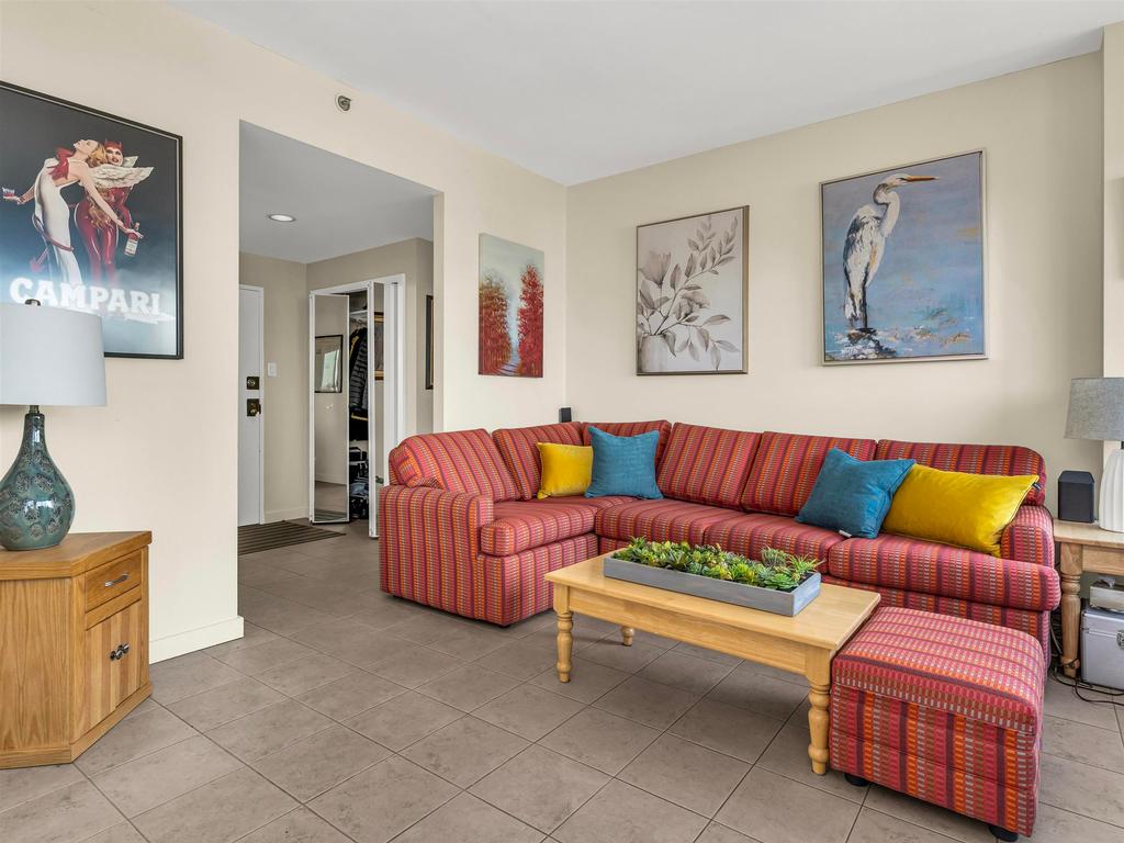 Listing Image for R3068561