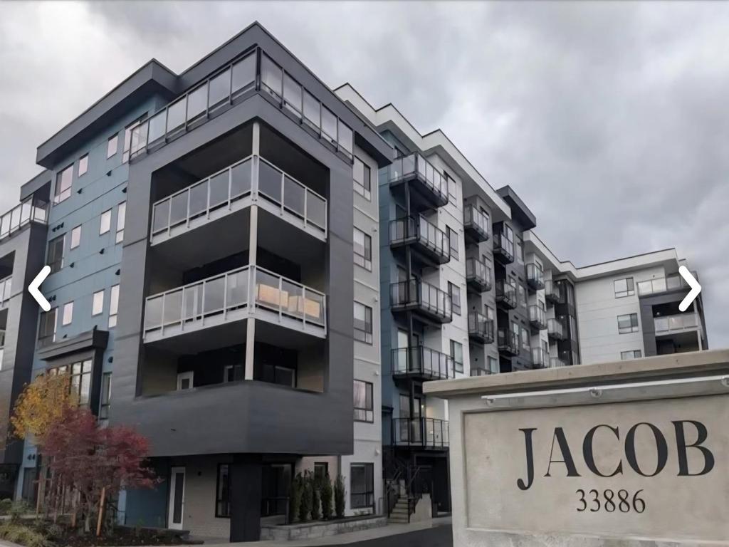 Listing Image for R3068703