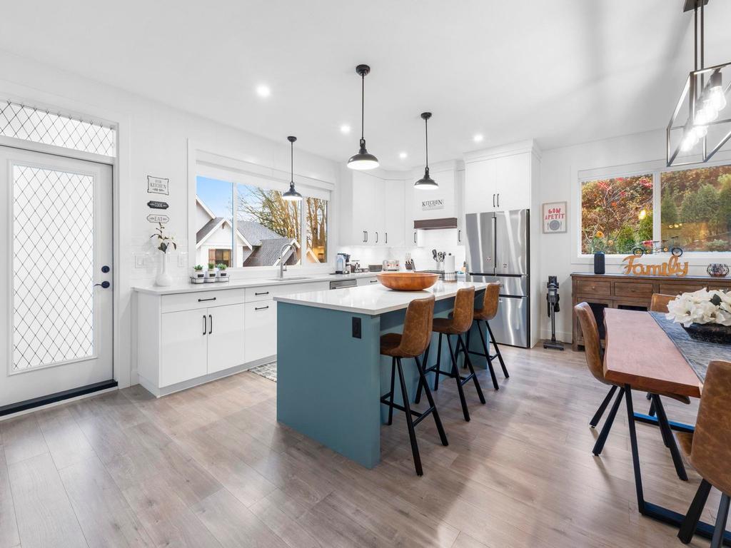 Listing Image for R3068763