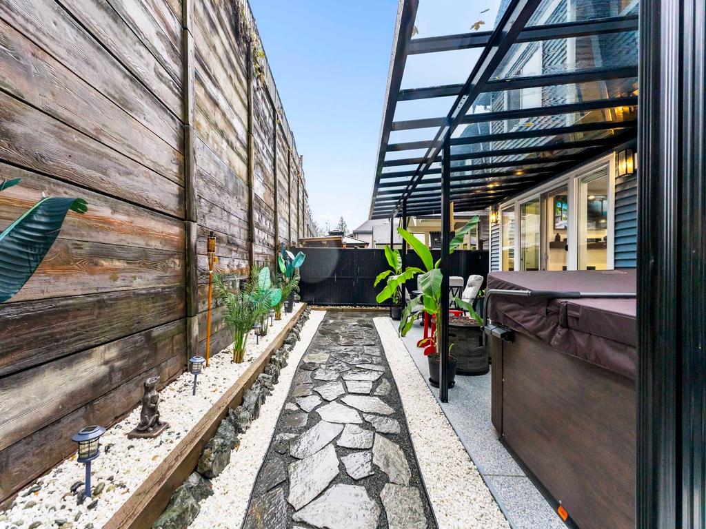 Listing Image for R3068763