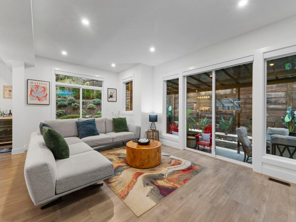 Listing Image for R3068763