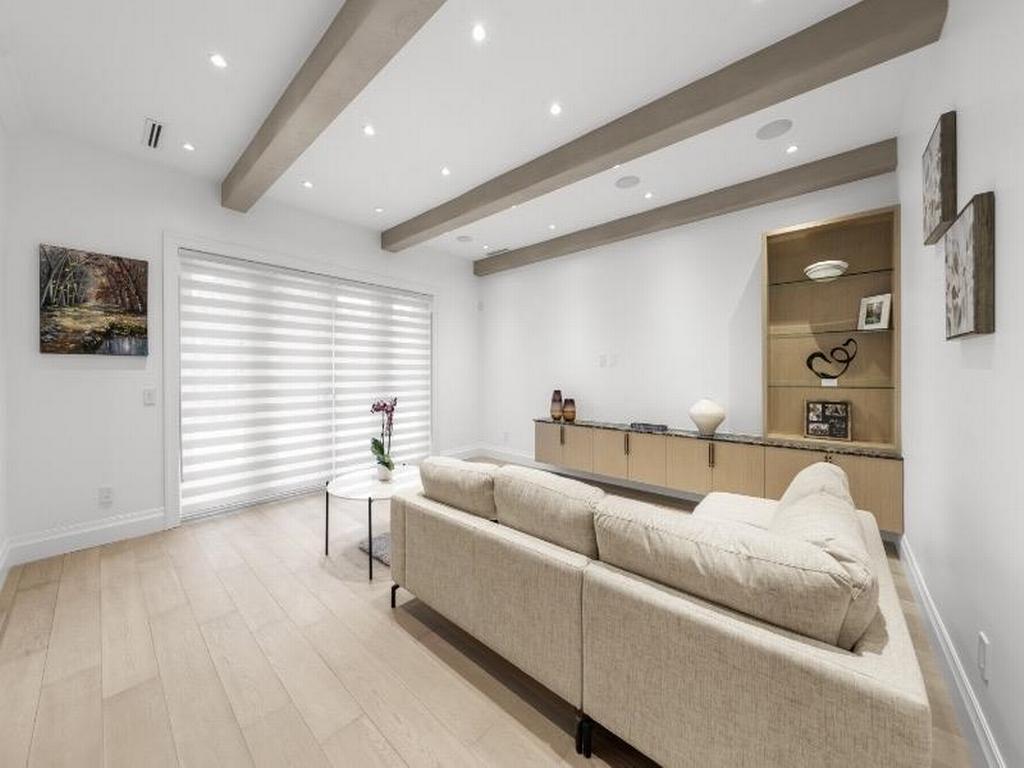 Listing Image for R3068948