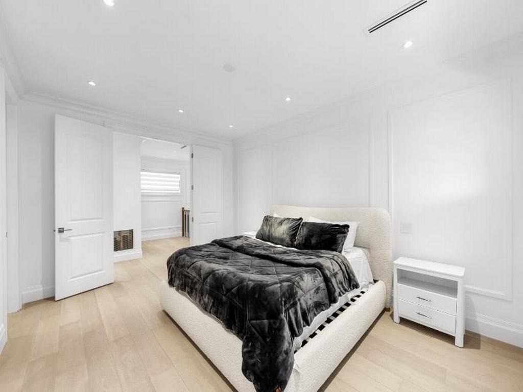 Listing Image for R3068948