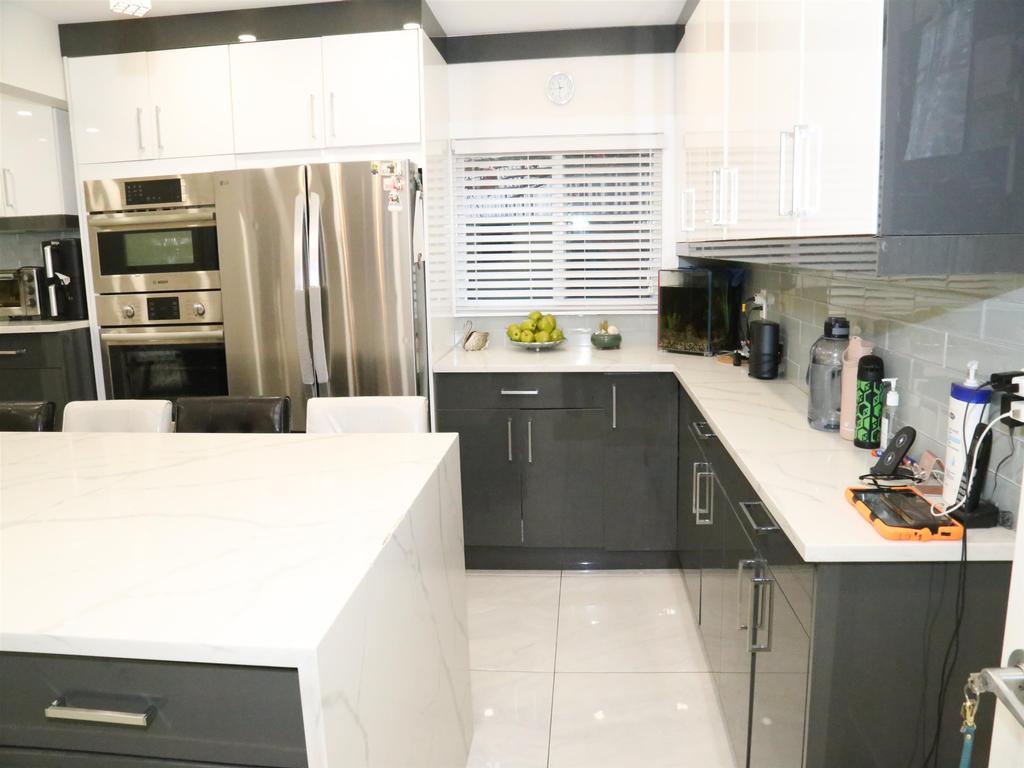 Listing Image for R3069099