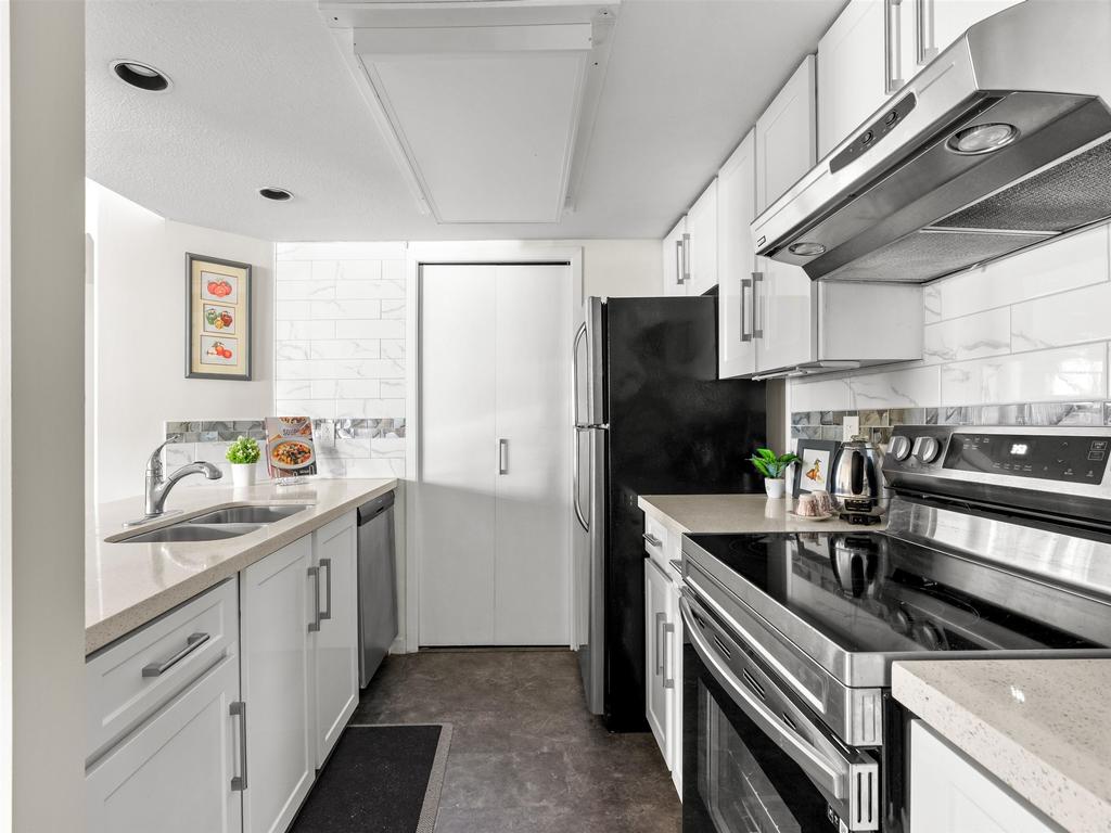 Listing Image for R3069335