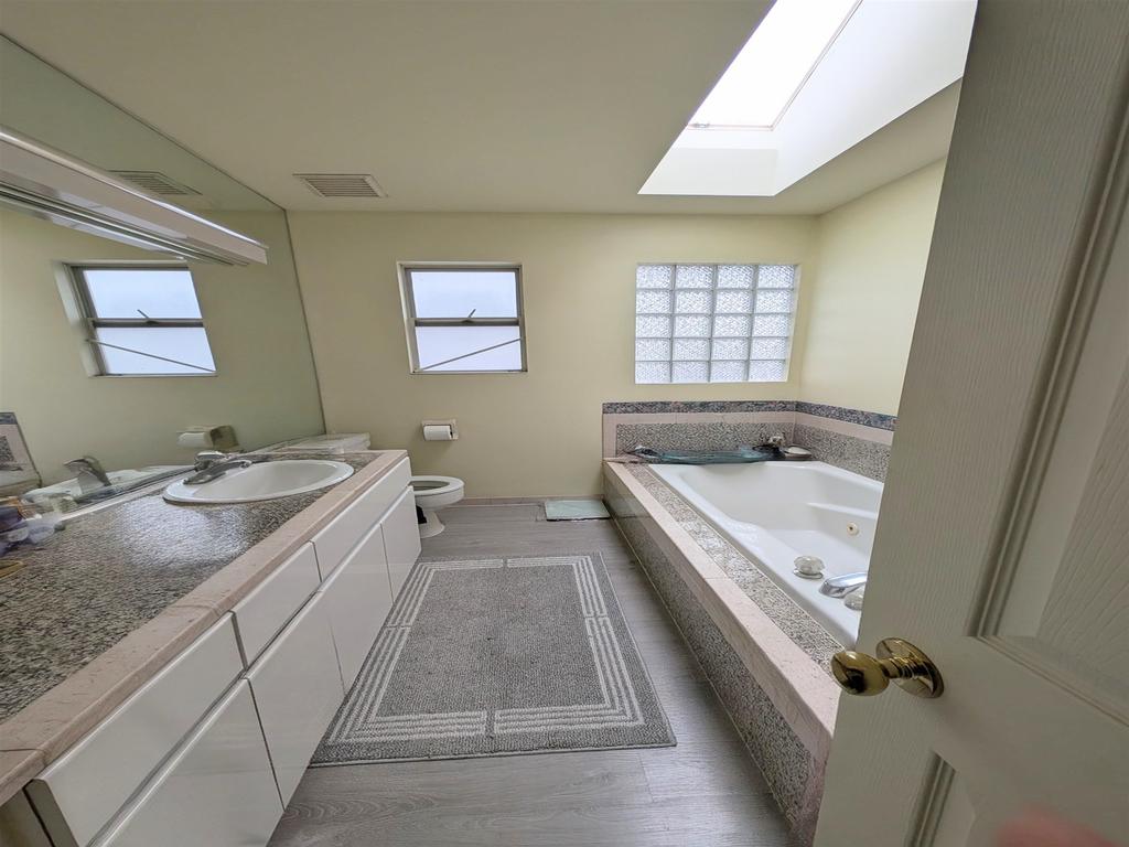 Listing Image for R3069537