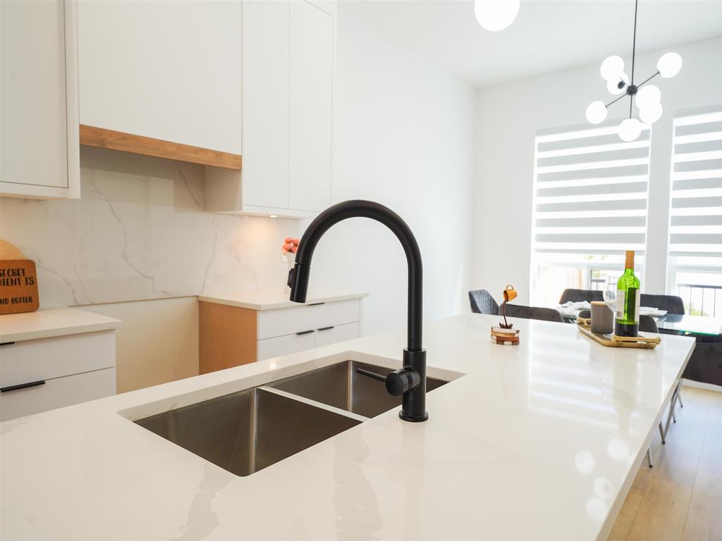 Listing Image for R3069696