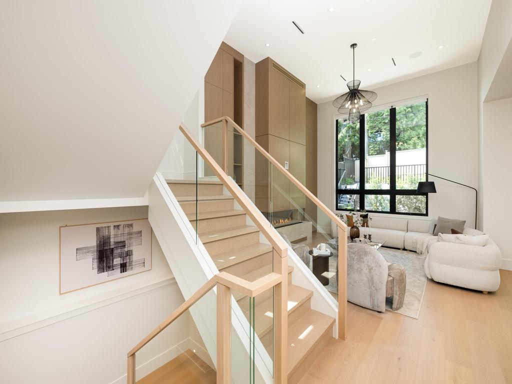 Listing Image for R3069835