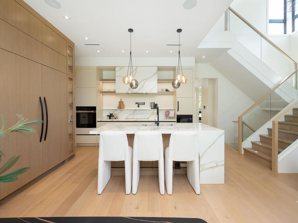 Listing Image for R3069835