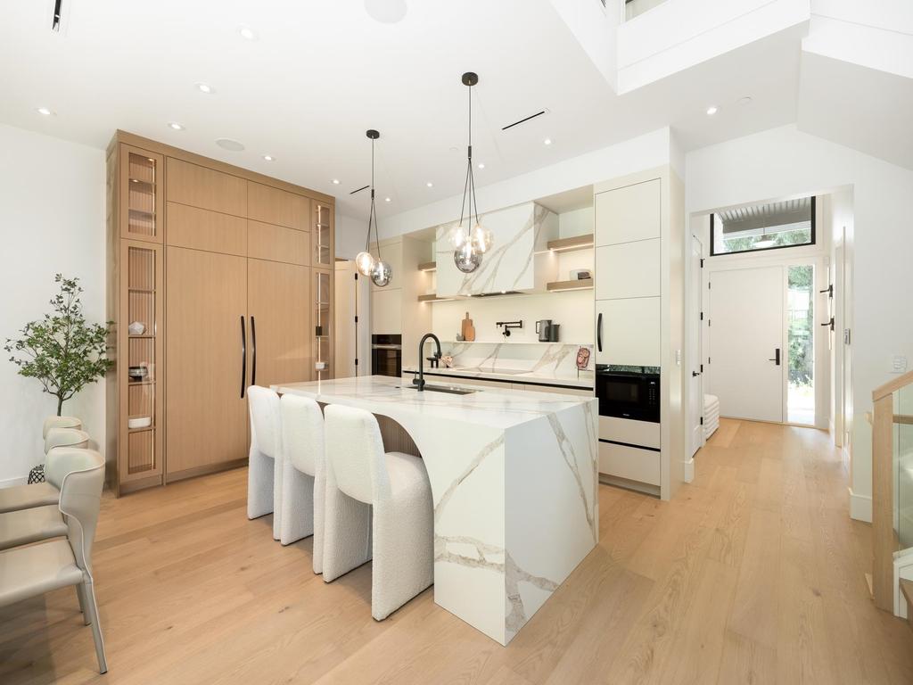 Listing Image for R3069835