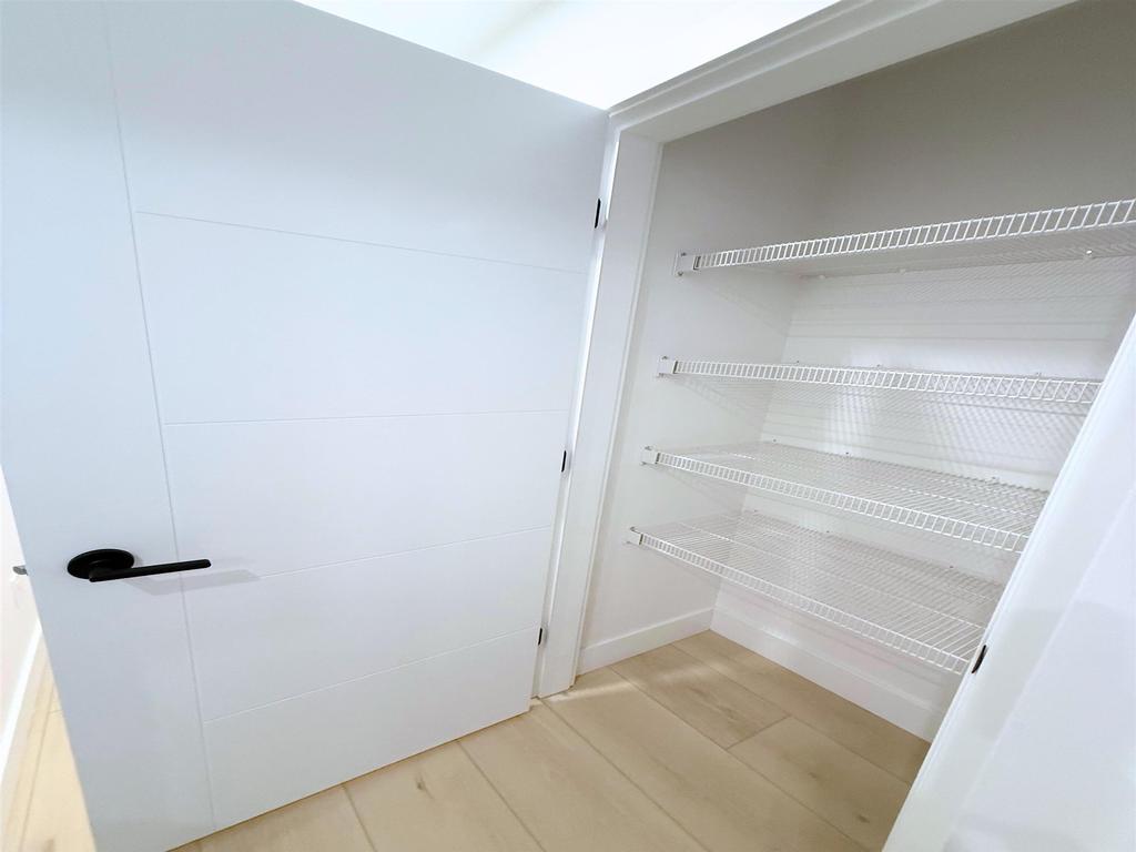 Listing Image for R3069891