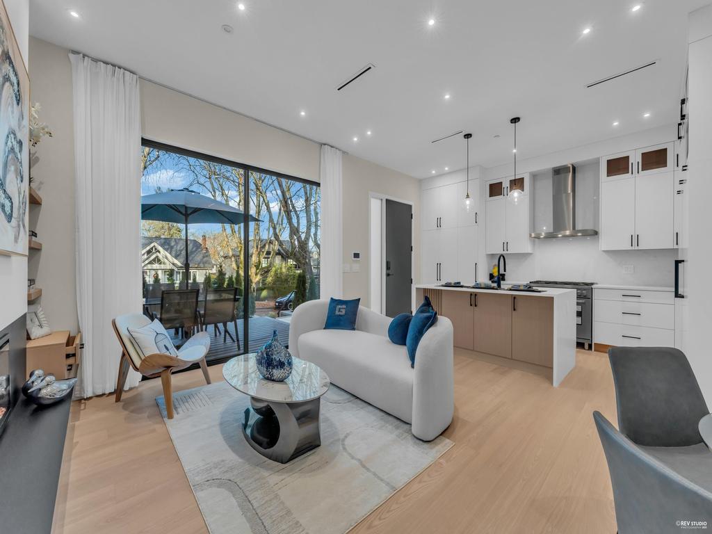 Listing Image for R3070032