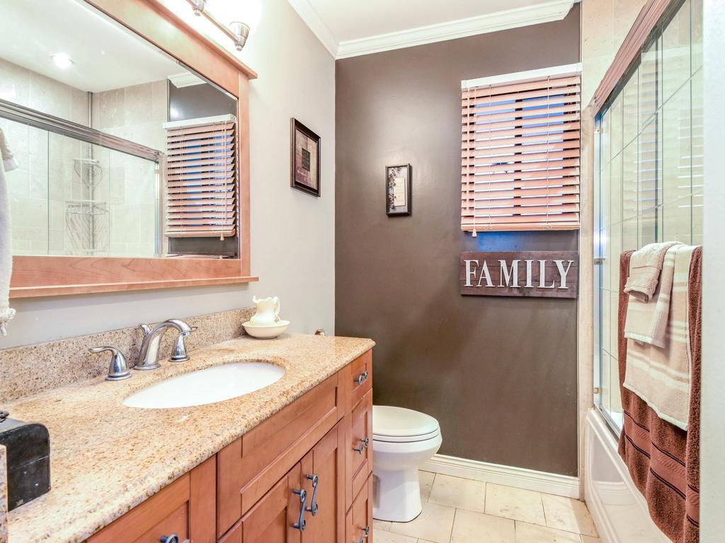 Listing Image for R3070058