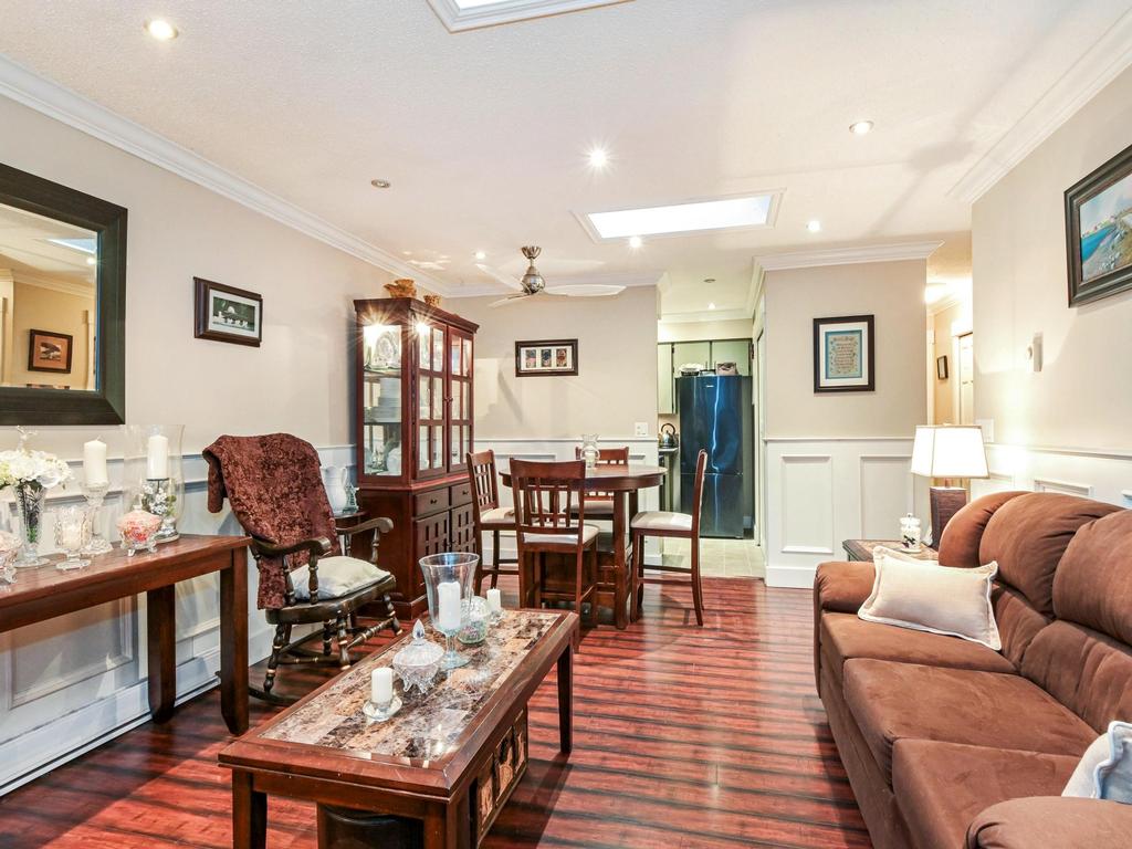 Listing Image for R3070058