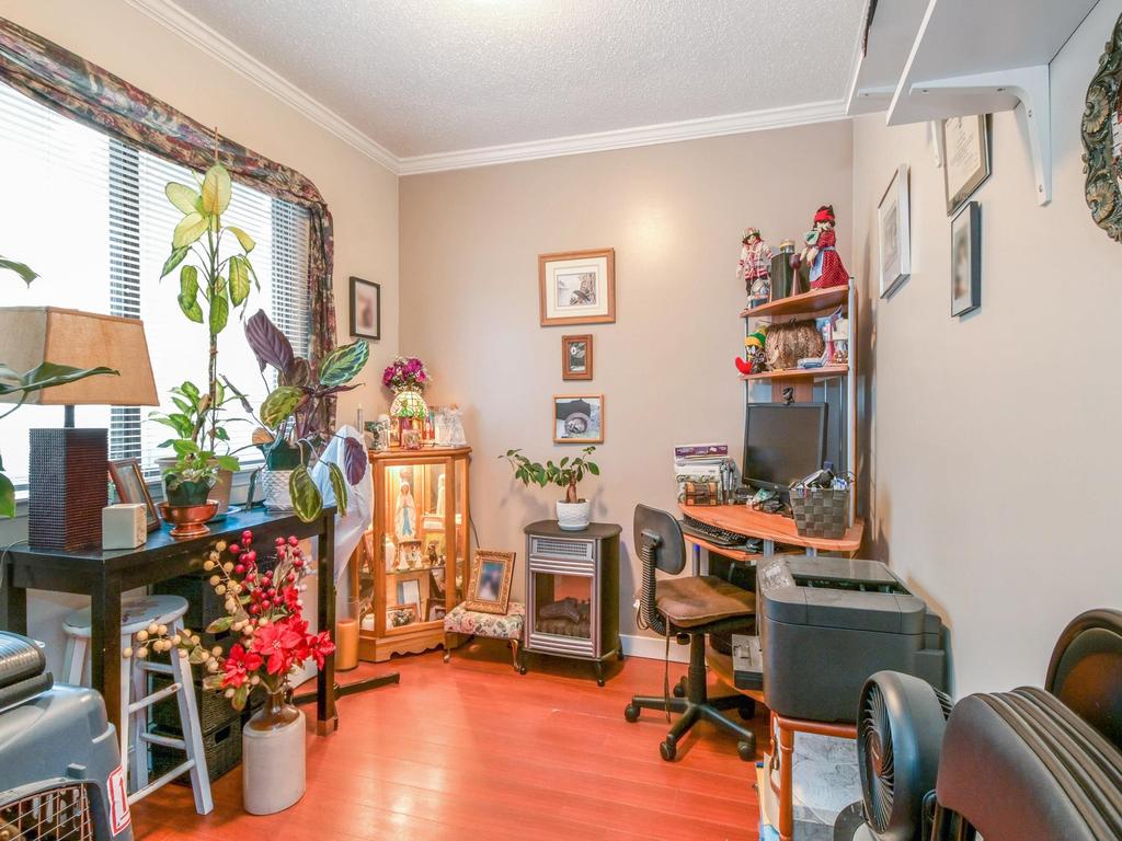 Listing Image for R3070058