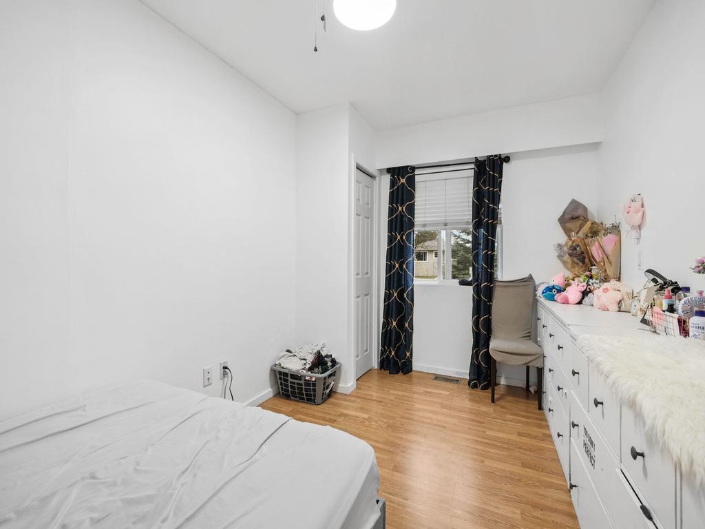 Listing Image for R3070075