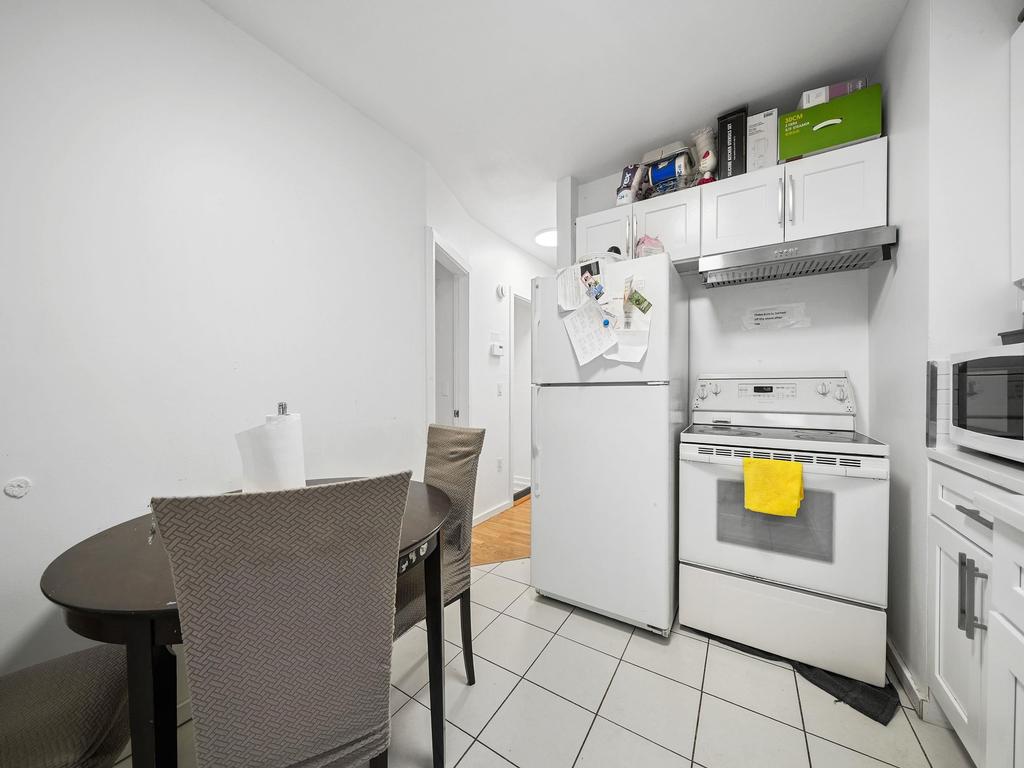 Listing Image for R3070075
