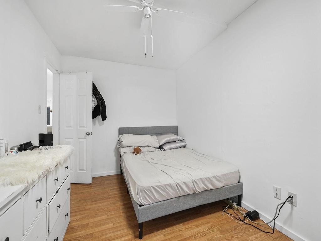 Listing Image for R3070075