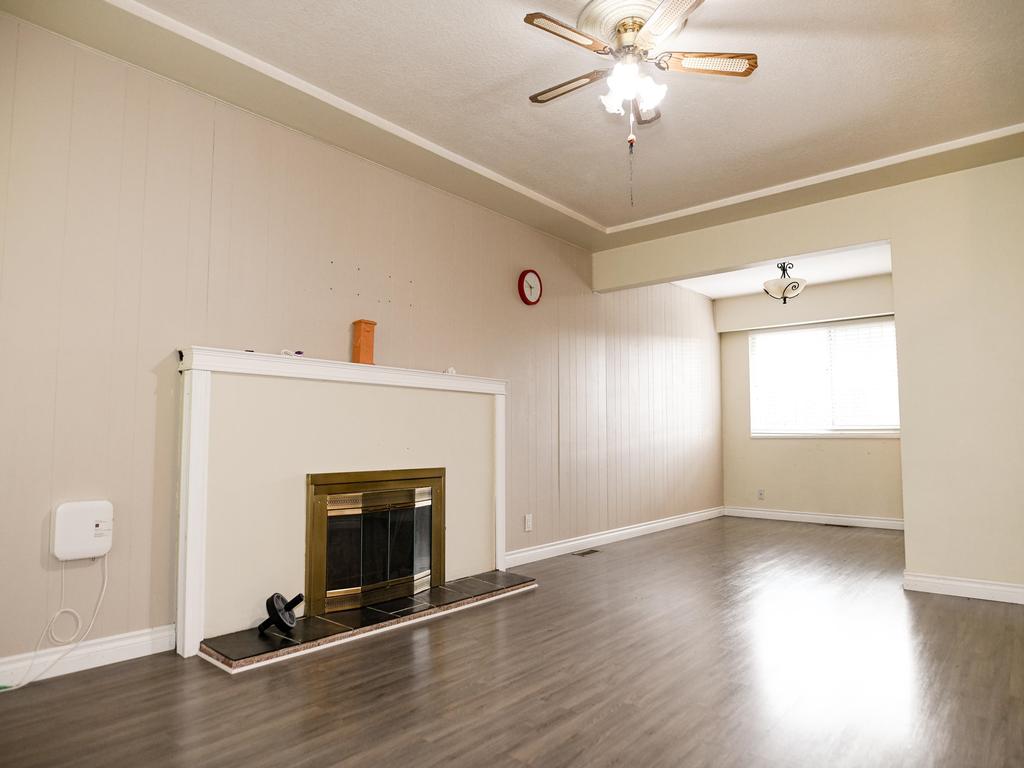 Listing Image for R3070137