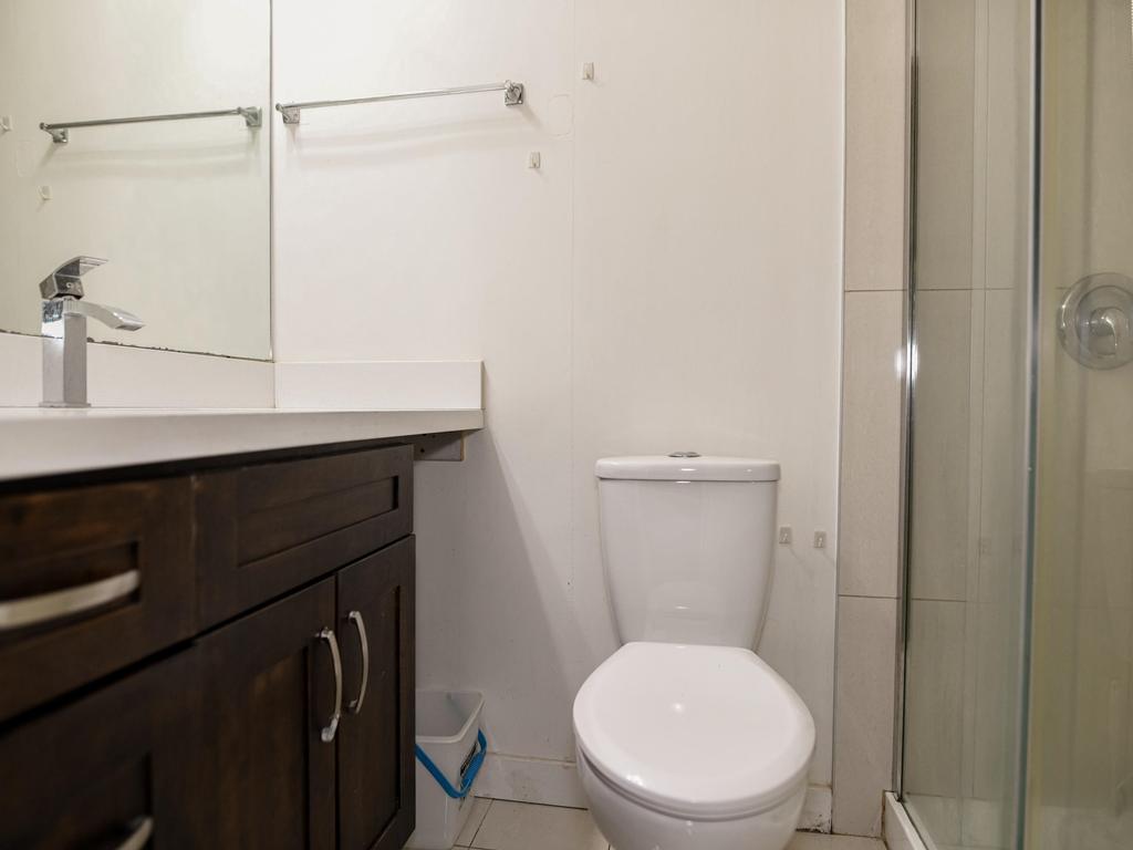 Listing Image for R3070137