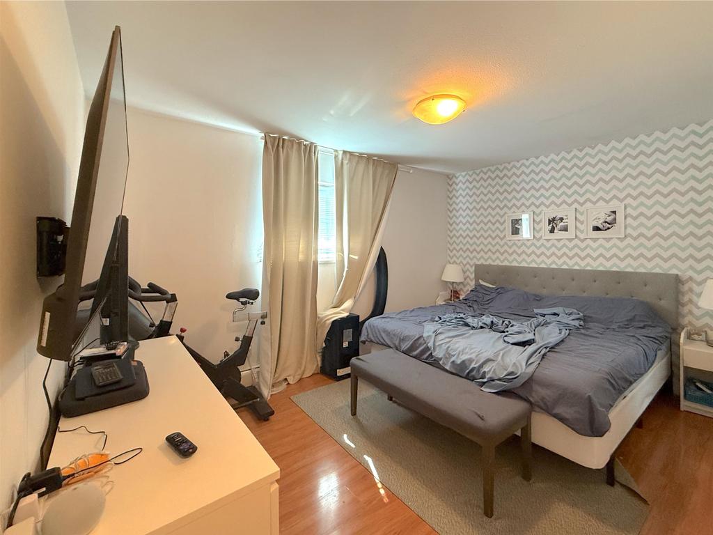 Listing Image for R3070138