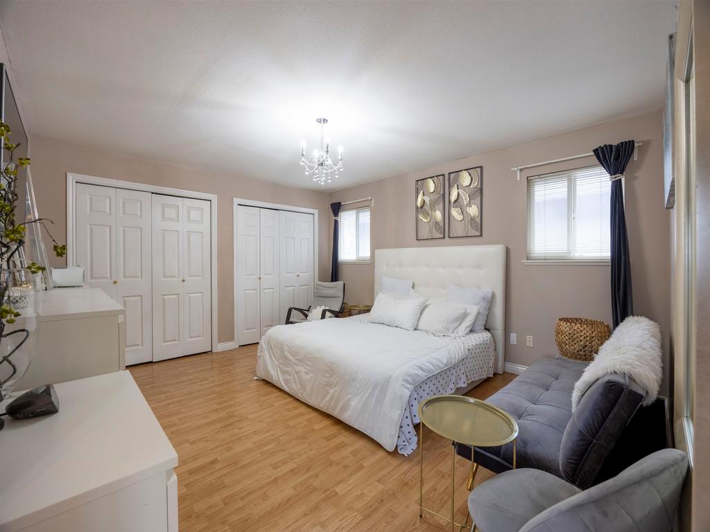 Listing Image for R3070153