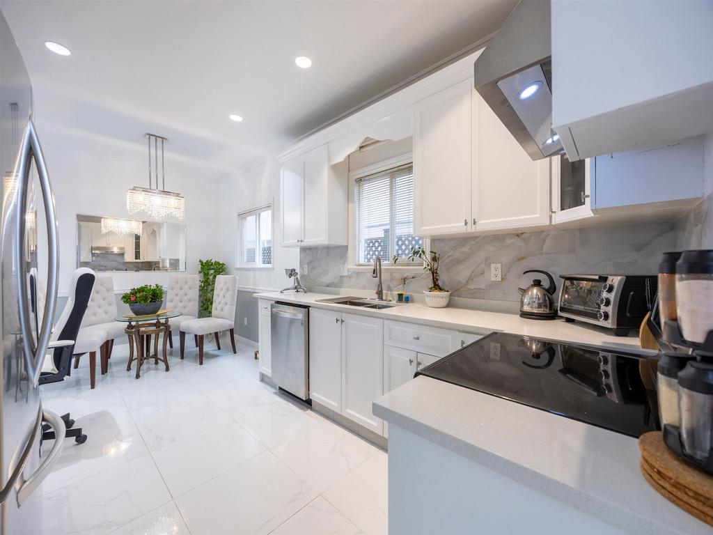 Listing Image for R3070153