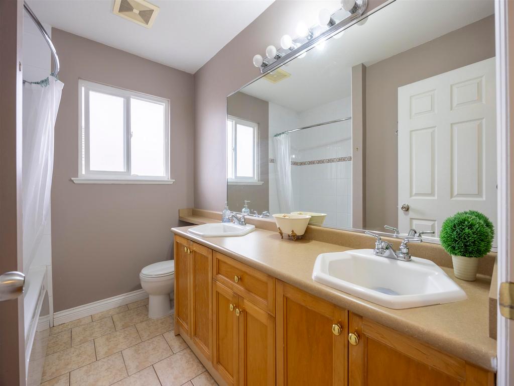 Listing Image for R3070153