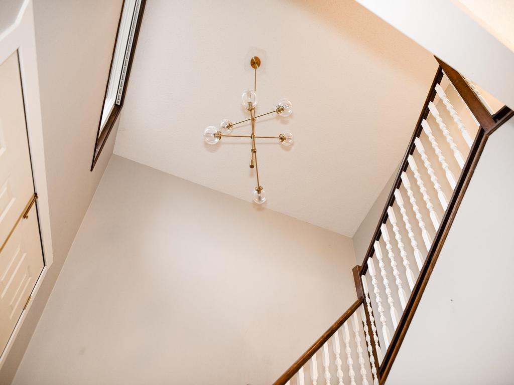 Listing Image for R3070167