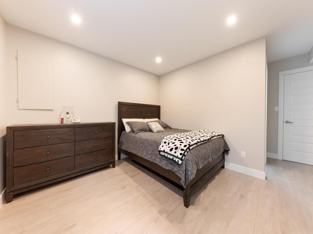 Listing Image for R3070168