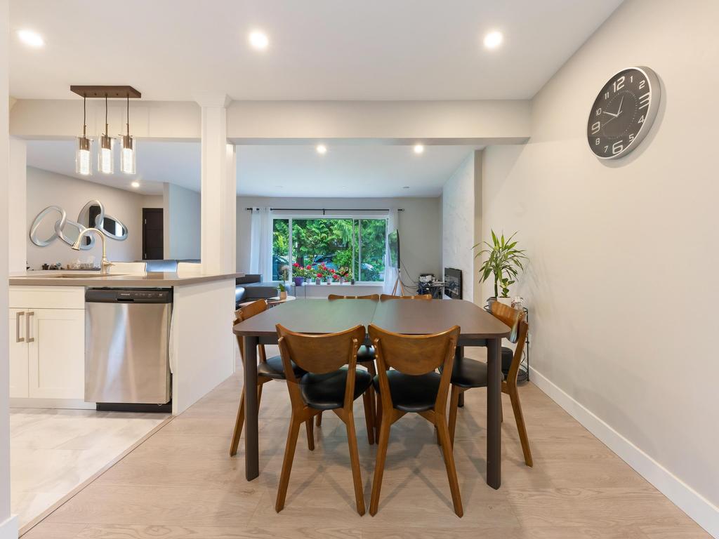 Listing Image for R3070168