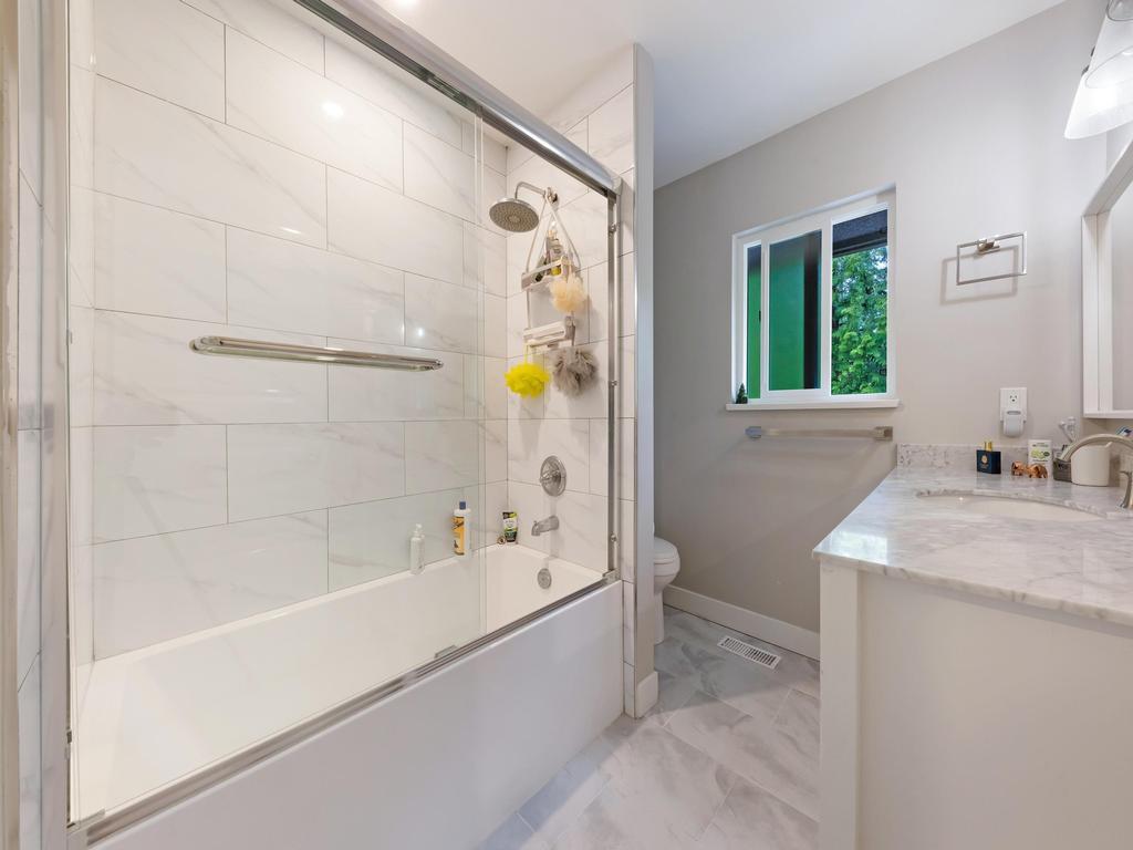 Listing Image for R3070168