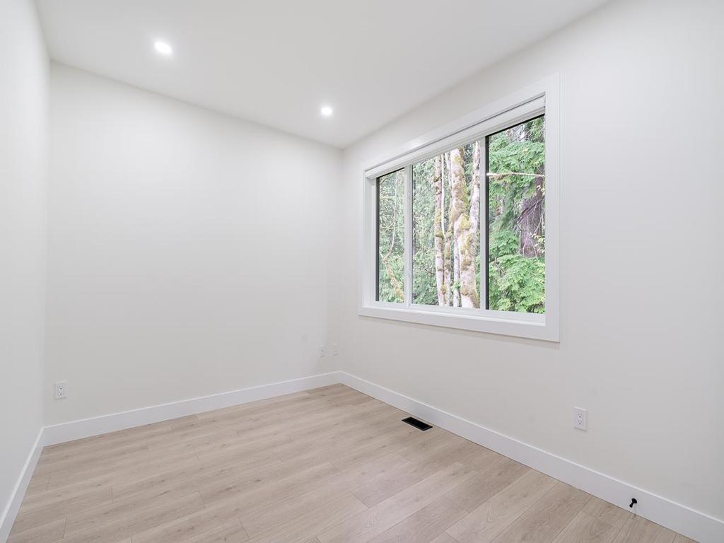 Listing Image for R3070246